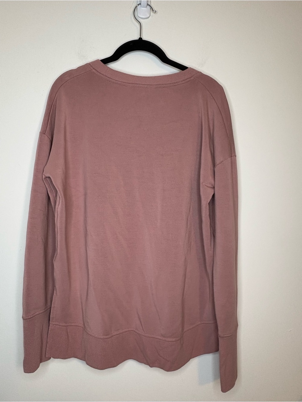 Athleta Women's Dusty Rose Pullover Crewneck Sweatshirt Size Medium - Picture 6 of 7